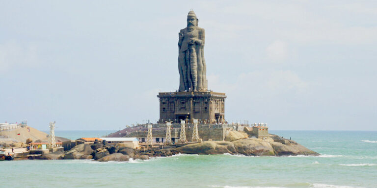 1) സമുദ്രഗുപ്തനെ ഇന്ത്യന് നെപ്പോളിയന് എന്ന് വിശേഷിപ്പിച്ച ചരിത്രകാരന് വിന്സെന്റ് സ്മിത്ത് 2) പുലികേശി രണ്ടാമനെ കുറിച്ച് പ്രതിപാദിക്കുന്ന ശാസനം ഐഹോള് ശാസനം 3) സംഘകാലകൃതിയായ തൊല്കാപ്പിയത്തില് പ്രതിപാദിക്കുന്നത് തമിഴ് വ്യാകരണം 4) തമിഴിന്റെ ബൈബിള് എന്ന് വിശേഷിപ്പിക്കുന്നത് തിരുക്കുറള് 5) ഗംഗൈ കൊണ്ട ചോളന് എന്ന് അറിയപ്പെടുന്ന ചോള രാജാവ് രാജേന്ദ്ര ചോളന് 6) ചോളഭരണകാലത്തെ ഗ്രാമസഭകളെ കുറിച്ച് പ്രതിപാദിക്കുന്ന ശാസനം ഉത്തര മേരൂര് ശാസനം 7) ചിലപ്പതികാരത്തിന്റെ കര്ത്താവ് ഇളങ്കോവടികള് 8) മണിമേഖലയുടെ കര്ത്താവ് സാത്തനാര് 9) എല്ലോറയിലെ കൈലാസനാഥ ക്ഷേത്രം പണിത രാഷ്ട്രകൂട ഭരണാധികാരി കൃഷ്ണ 10) രാഷ്ട്രകൂട രാജവംശത്തിന്റെ സ്ഥാപകന് ദന്തിദുര്ഗന്, kerala psc questions, kerala psc ldc, kerala psc exam, kerala psc exam results, kerala psc notification, kerala psc pyqs, kerala psc previous year questions, kerala psc ldc pyqs