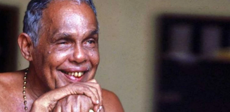 1) കേന്ദ്ര ബജറ്റ് അവതരിപ്പിച്ച ഏക മലയാളി ആരാണ് ജോണ് മത്തായി 2) കേരള നിയമസഭയിലെ ആദ്യത്തെ ഉപതിരഞ്ഞെടുപ്പ് വിജയി ആരാണ് റോസമ്മ പുന്നൂസ് 3) കേരള പോസ്റ്റല് സര്ക്കിള് നിലവില് വന്ന വര്ഷം ഏത് 1961 4) കേരള മോപ്പസാങ് എന്നറിയപ്പെടുന്ന എഴുത്തുകാരന് ആരാണ് തകഴി ശിവശങ്കരപ്പിള്ള 5) കേരള സ്റ്റേറ്റ് കൗണ്സില് ഫോര് ചൈല്ഡ് വെല്ഫെയറിന്റെ പ്രസിഡന്റ് ആരാണ് മുഖ്യമന്ത്രി 6) കേരളത്തില് തുടര്ച്ചയായി ഏറ്റവും കൂടുതല് കാലം സ്പീക്കര് ആയത് ആരാണ് എം വിജയകുമാര് 7) കേരളത്തിലെ ഹോളണ്ട് എന്നറിയപ്പെടുന്നത് കുട്ടനാട് 8) കേരളത്തിലെ ദേശീയോദ്യാനങ്ങളില് സിംഹവാലന് കുരങ്ങിനെ സംരക്ഷിക്കുന്നത് സൈലന്റ് വാലി 9) കേരള സന്ദര്ശനത്തിനിടെയില് ഗാന്ധിജി പുലയരാജ എന്ന് വിശേഷിപ്പിച്ചത് ആരെയാണ് അയ്യന്കാളി 10) കേരളം- മലയാളികളുടെ മാതൃഭൂമി രചിച്ചത് ആരാണ് ഇഎംഎസ് നമ്പൂതിരിപ്പാട്, kerala psc coaching kozhikode, kerala psc coaching calicut, kerala psc ldc coaching, kerala psc preliminary coaching, kerala psc mains coaching, kerala psc degree mains coaching, therevision.co.in